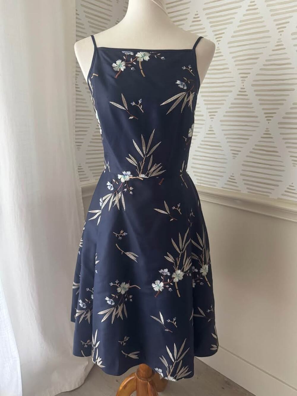 Dana Buchanan Size 4 100% Silk Navy Blue Embroidered Square Neck Fit Flare Dress